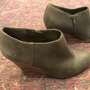 Nine West Olive Green Wedge Booties